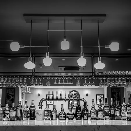 Broadcroft Hotel-2