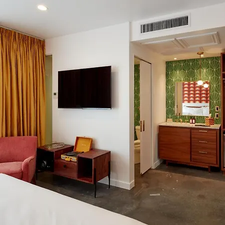 Rise Uptown-2