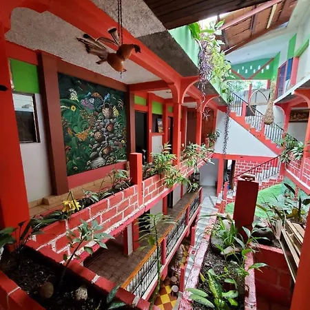 Hotel & Hostal Yaxkin Copan-3