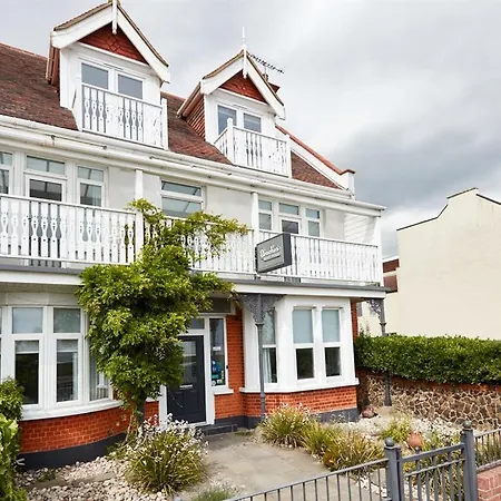 The Beaches Guest House-2