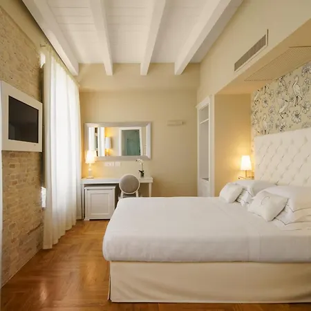 Boutique Hotel Carlo Felice-2
