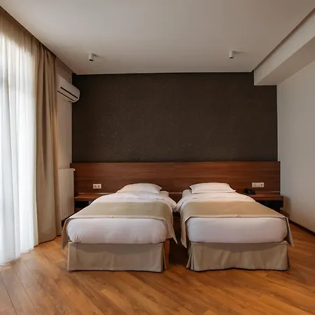 Hotel Parma-3