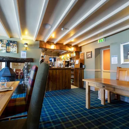 The Fox And Hounds Country Inn-2