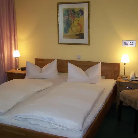 Hotel Am Stiftsberg-3