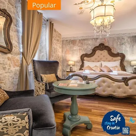 Plaza Marchi Old Town - Mag Quaint & Elegant Boutique Hotels-3