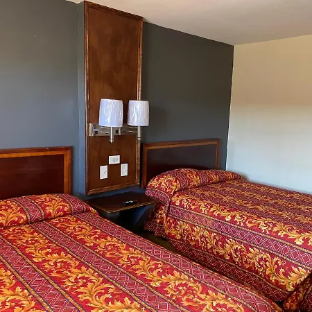 Relax Inn-Plaquemine-2