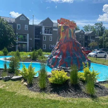 Condo Avec Parc Aquatique !-2
