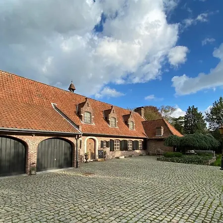 La Maison Des Papillons-2