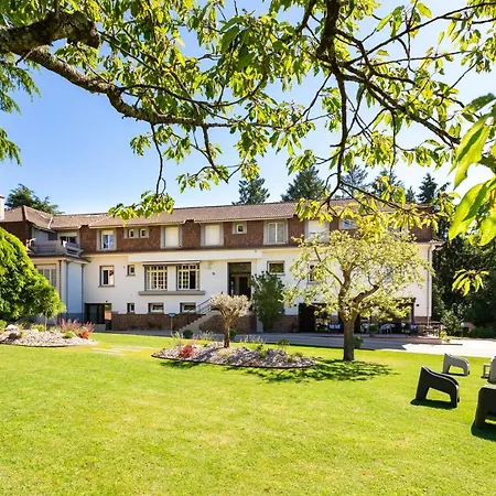 Hotel De La Pommeraie-2