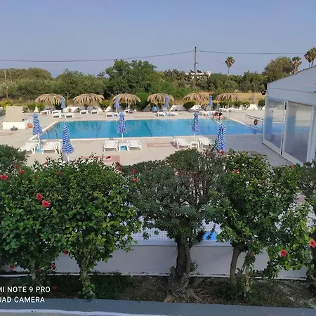 Nikos 2 Studios & Apartments-2
