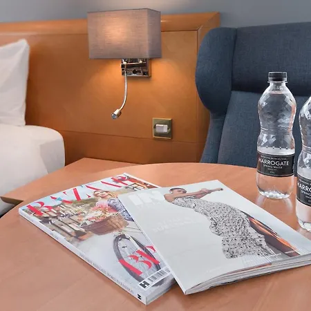 Holiday Inn London Kensington Forum, An Ihg Hotel-3