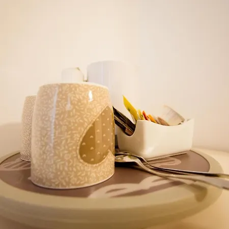 Affittacamere E Appartamenti - Rent Rooms And Apartments Le Camere Nel Corso - Adults Only-3