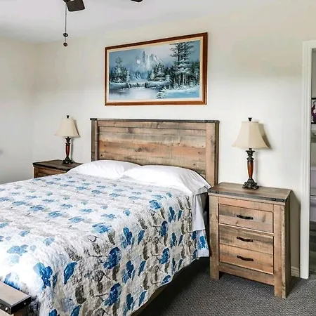 The Island Inn-3