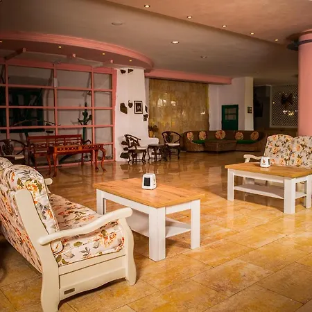 Hotel Majestic Mamaia Half Board & All Inclusive-2