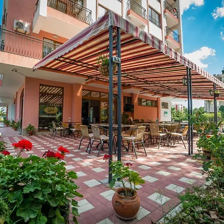 Step Hotel-2