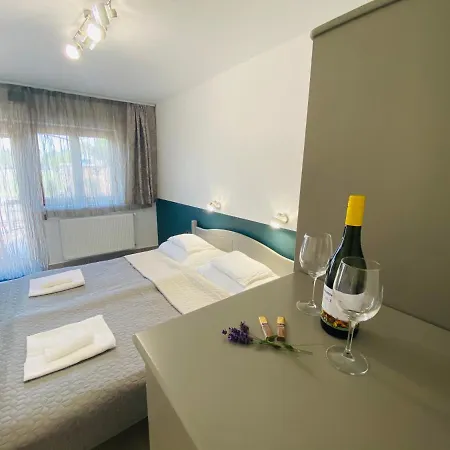 Linton Apartmanház - Siófok, Plázs-2