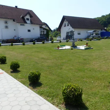 House Pox 2-3