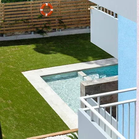 Albana Apartaments Turístics-3