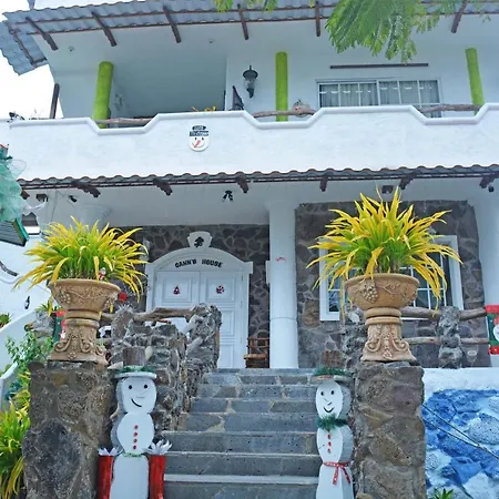 Hostal Cann'S House-2