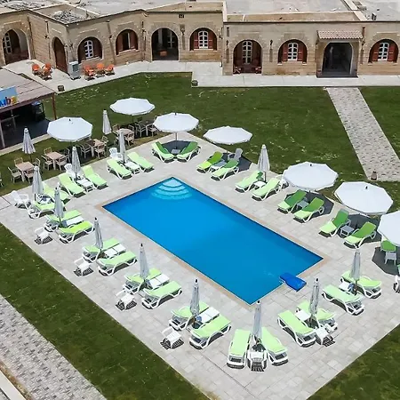 Golden Lake Marina Hotel-3