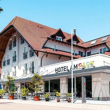 Hotel Am Park-2