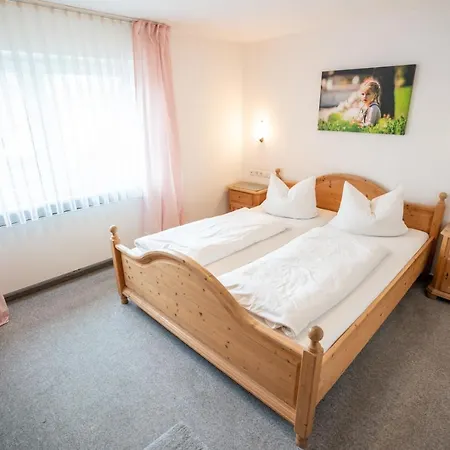 Hotel-Gasthof zur Linde-2
