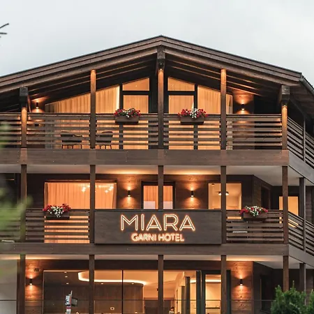 Garni Hotel Miara - Your Dolomites Home-2