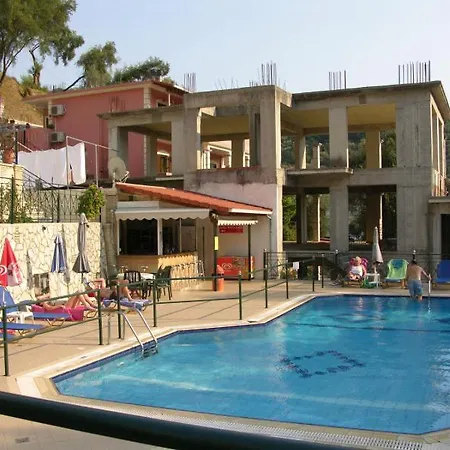 Akis Studios-2