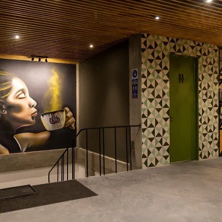 Bourbon Hostal-2