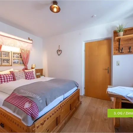 Platzhirsch zur alten Wagnerei Gästehaus-3