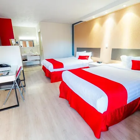 Travelodge By Wyndham Orlando At Heart Of International Drive-3