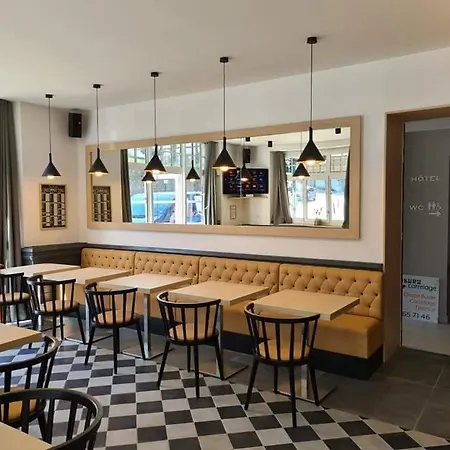Hotel-Café du Trinquet-2