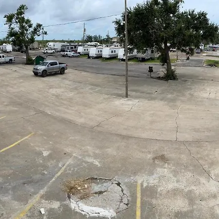 Cameron Motel-3