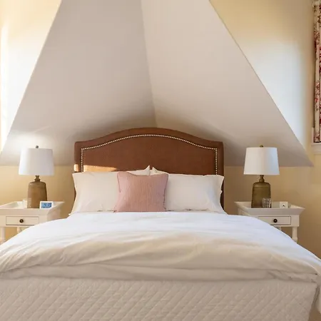 Margin Street Inn-2