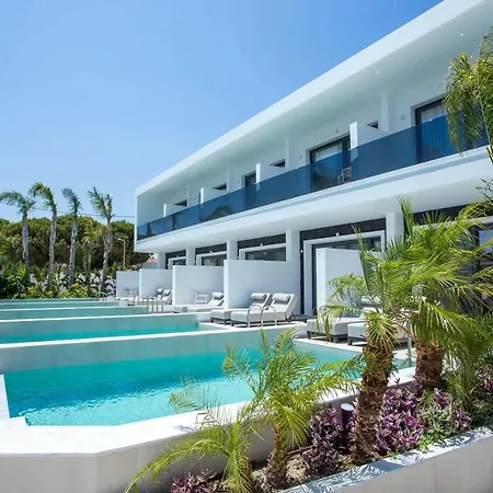 Vanik Suites-2