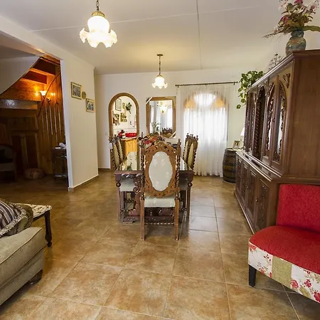 Bed And Breakfast Aijpel-3