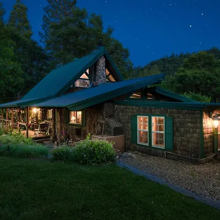 The Davies Family Inn (Adults Only)-2