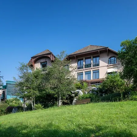 Le Manoir Au Lac-2