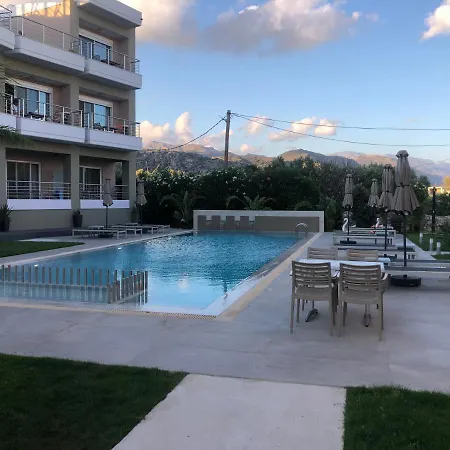 Relax Hotel-2