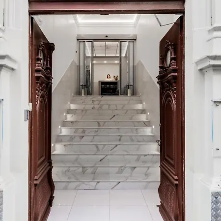 Royal Court Hotel-3