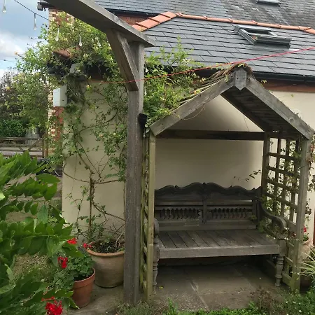 Primrose Villa Self Catering Bnb-3