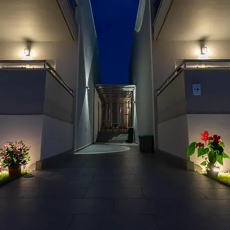 Aura Apartments-3