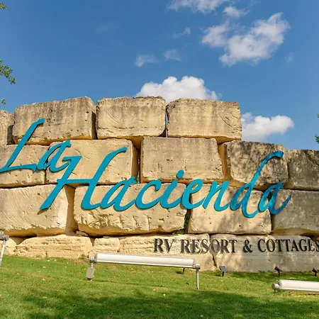 Sun Outdoors Lake Travis-2