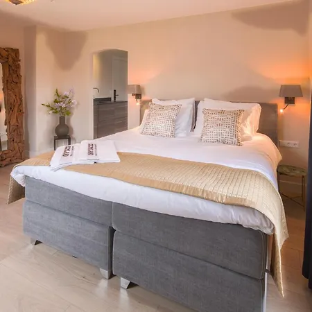 Grandcafe Boutique Hotel Eemland-3