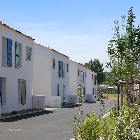 Pierre&Vacances Premium Les Villas d'Olonne-2