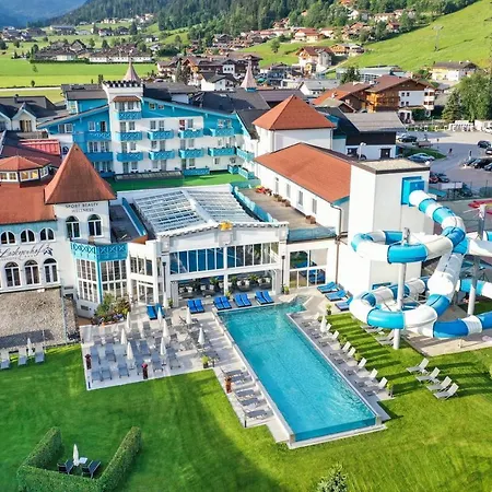 Schlosshotel Lacknerhof-2