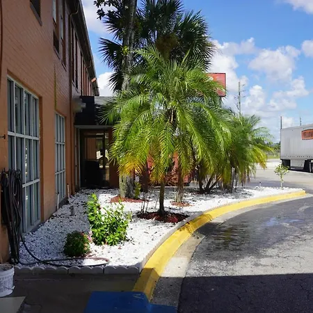Econo Lodge Jacksonville South-3