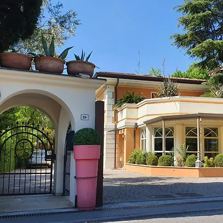 La Villa Desenzano-3