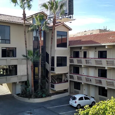 Hotel Frontiere Tijuana-3