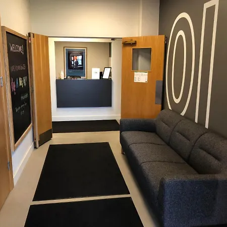 Abc Hotel By Reykjavik Keflavik Airport-3